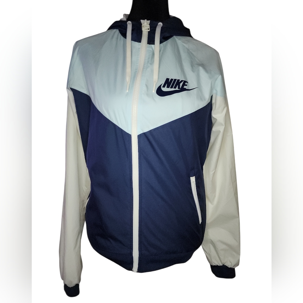 Nike Windrunner Jacket, Womens Medium